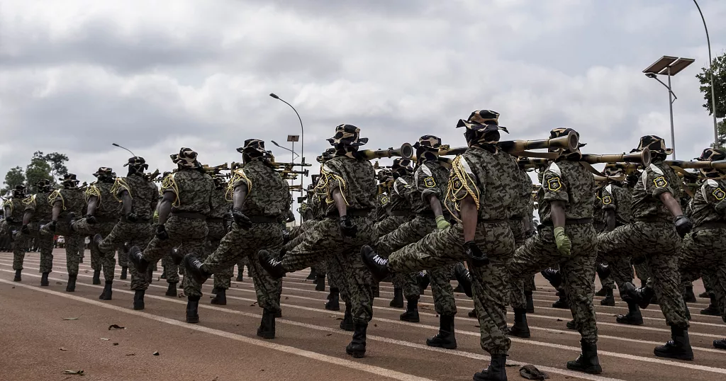 Analyse et Réforme des Forces Armées Centrafricaines : Le Colonel Koï Propose des Solutions