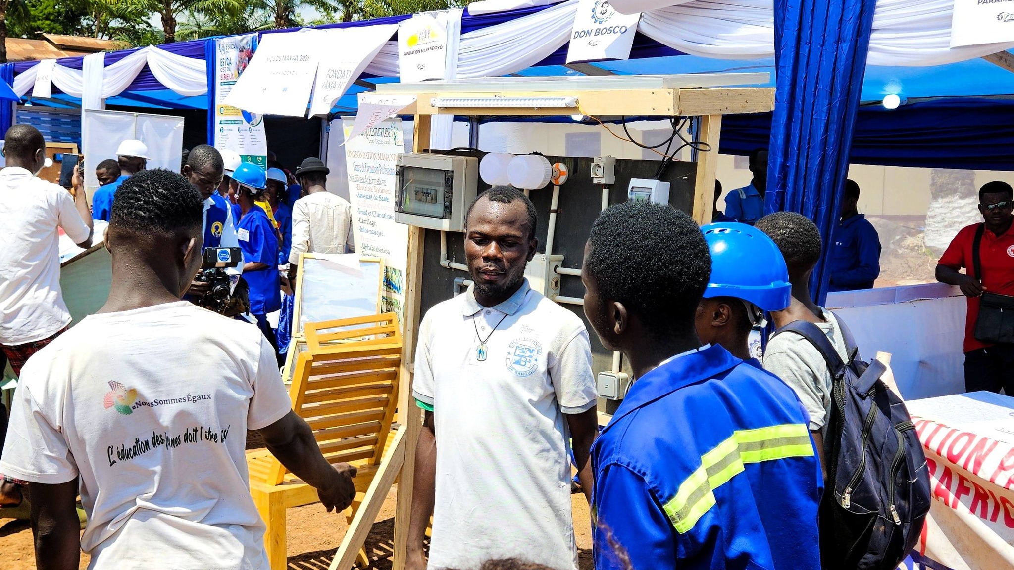 Le Carrefour de l'Emploi à Bangui : Un Pont Vers l'Avenir Professionnel